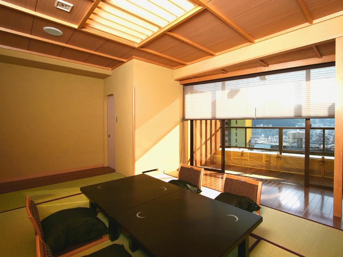 Atami Juraku Hotel Eksteriør billede